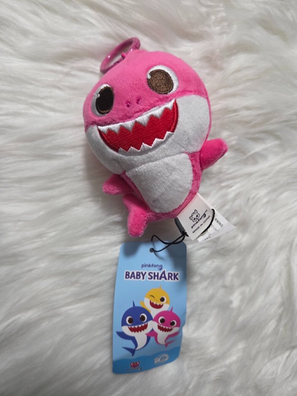 Pink Fong Mommy Shark Plush Keychain
